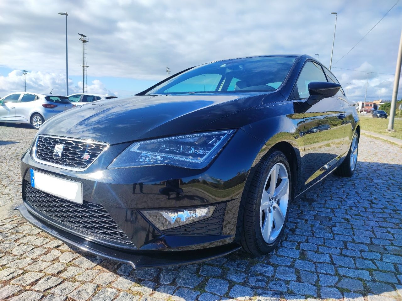 SEAT Leon FR 1.4 150 CV 95000 Km ( negociável)