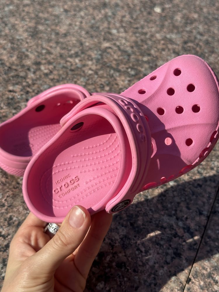 Crocs взуття для дівчинки