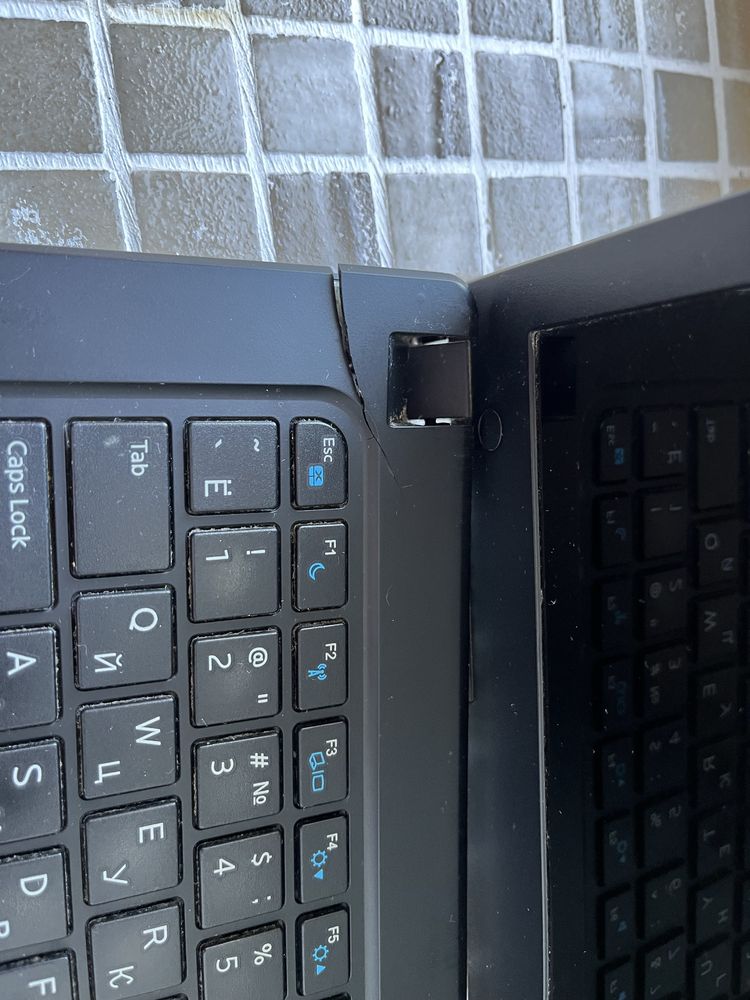БУ на запчастини ноутбук Dell Vostro 5470