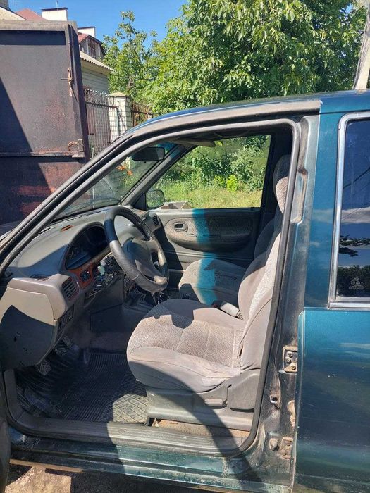 Продам КIA Спортедж 1996 року на повному ходу