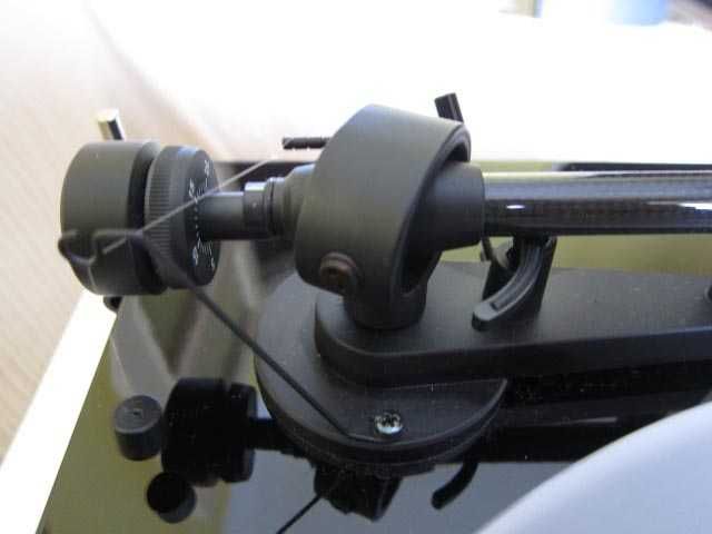 Gira-discos Pro-ject debut carbon evo com um mês de uso