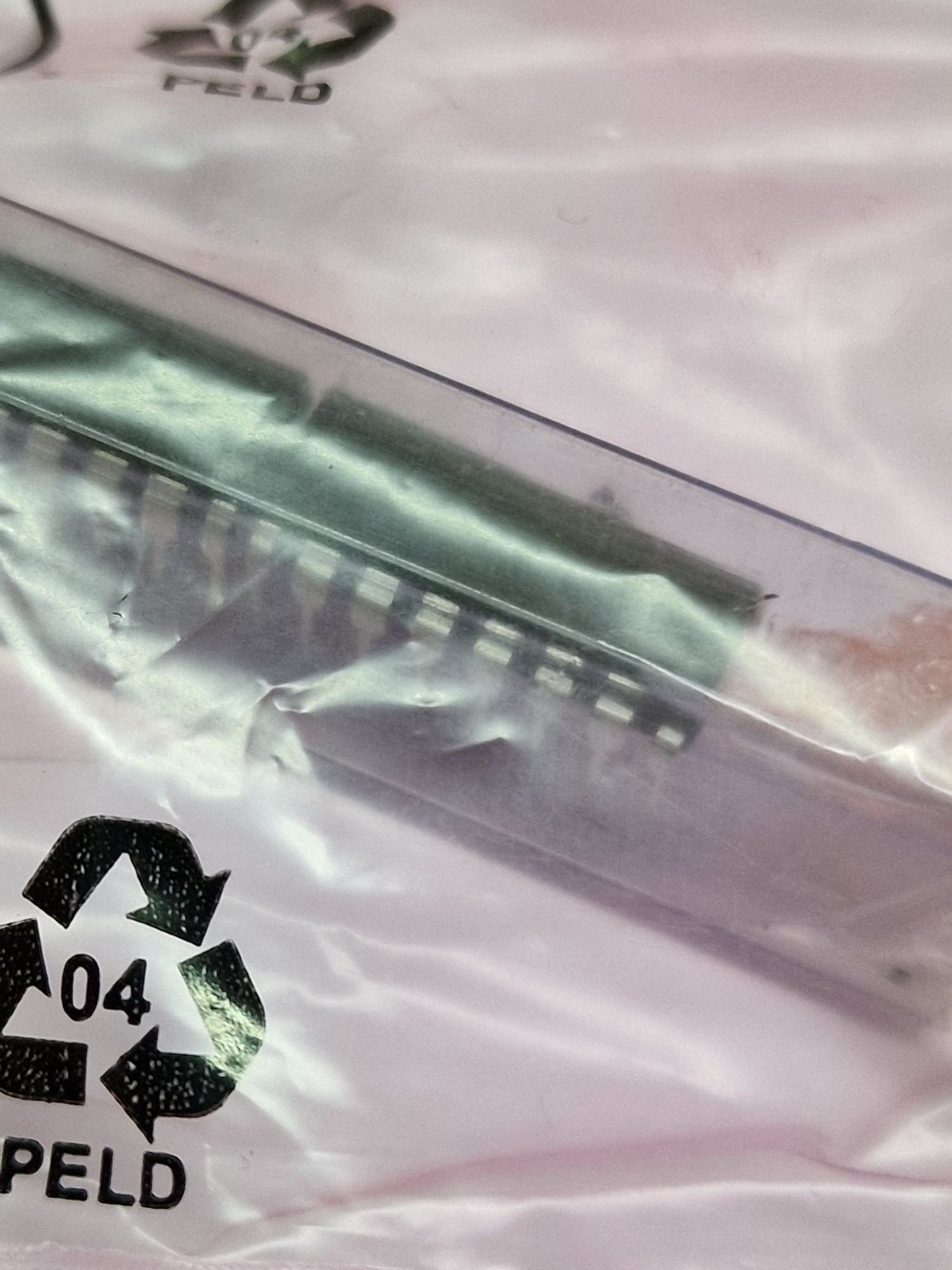 Przetwornik Analog Devices AD7524LN