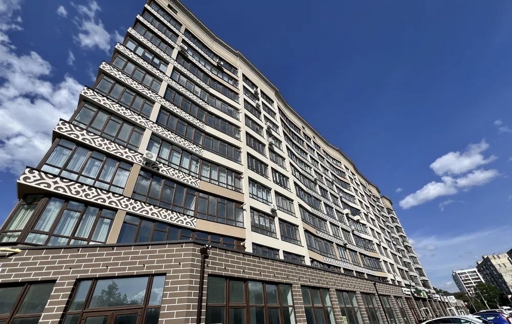 Продаж 3-кімнатної квартири в елітному будинку! Центр міста! Торг!