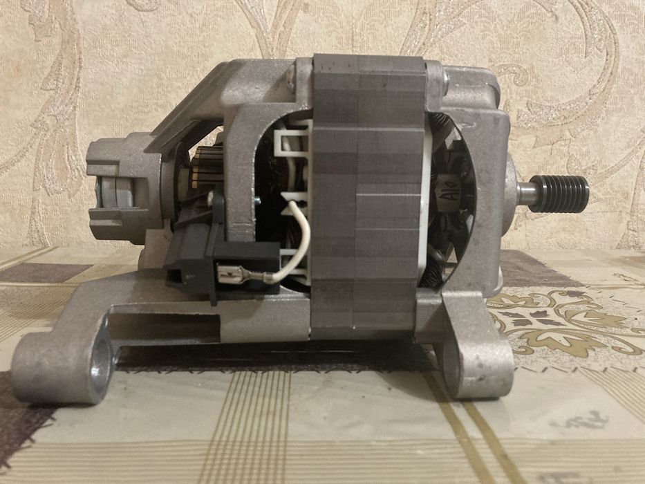 Мотор від пральної машини CANDY