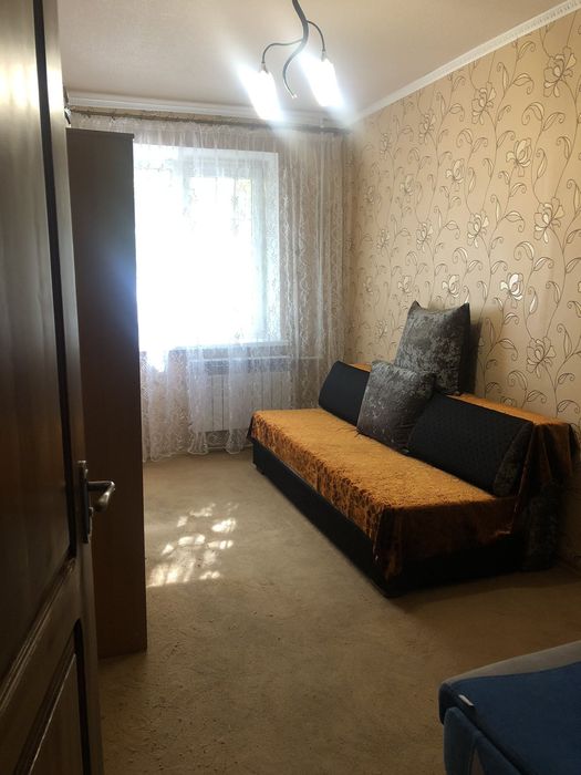 СДАМ! Современная комната девушке пр.Слобожанский