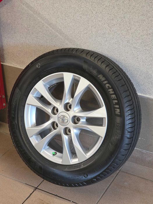 Koła 15" Toyota 5x114,3 MICHELIN Primacy 4 195/65R15 Lato