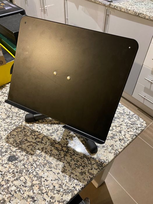 Estante/Suporte para tablet ou partituras