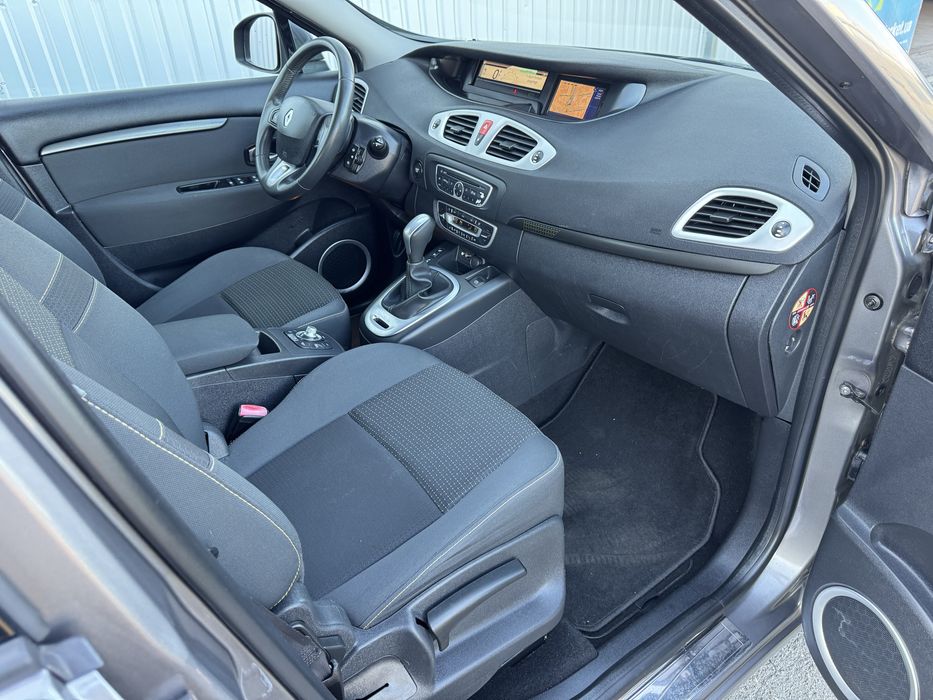 Renault Grand Senic 1.5 dci автомат з Швейцарії