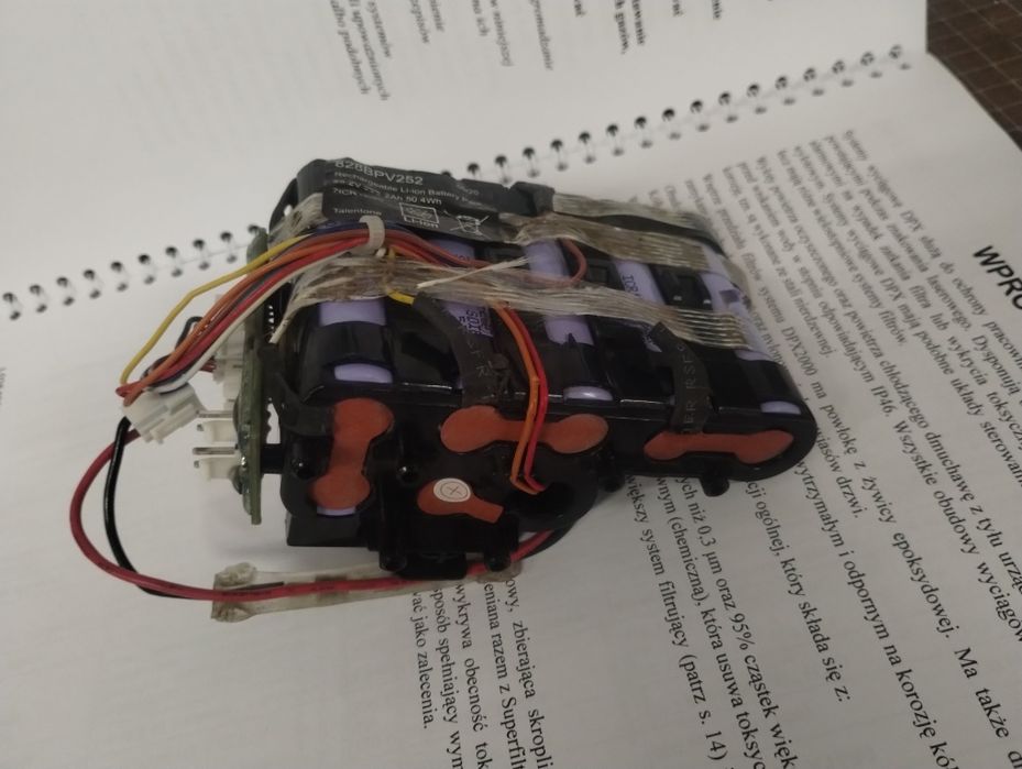 akumulator do odkurzacza BOSCH 828BPV252 silnik