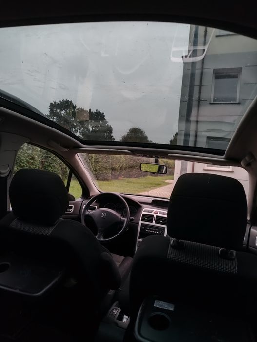 Peugot 307 SW panorama 7 osobowy  ekonomiczny