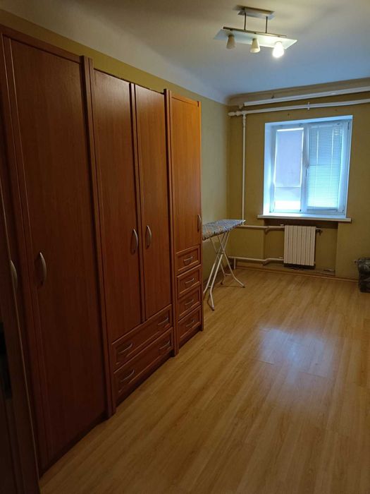 Сдам 3-х ком. квартиру Нагорный район ул. В.Винниченко( СШ 67)