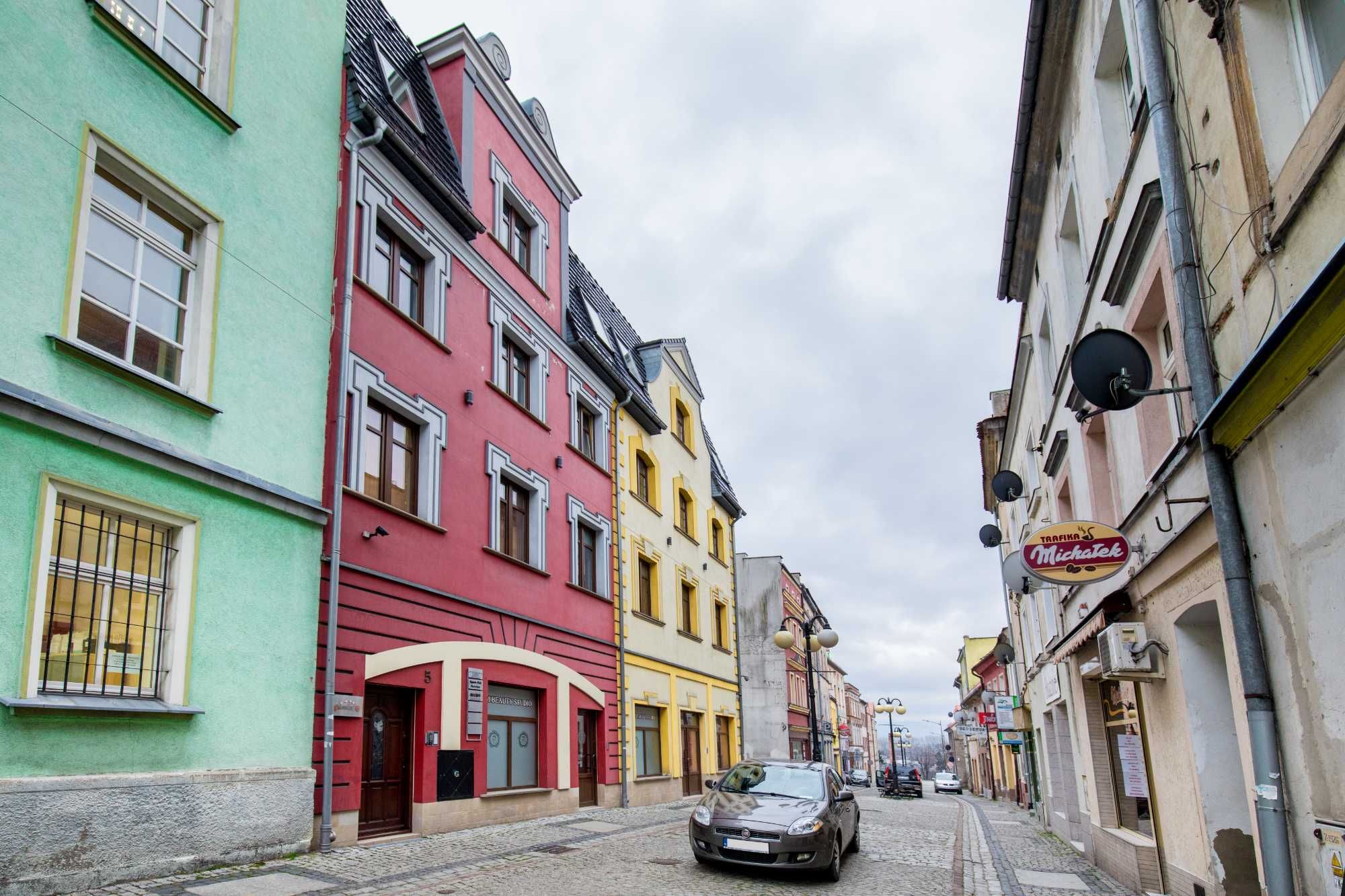 Okazja. Kamienicę z apartamentami w centrum Dzierżoniowa - sprzedam
