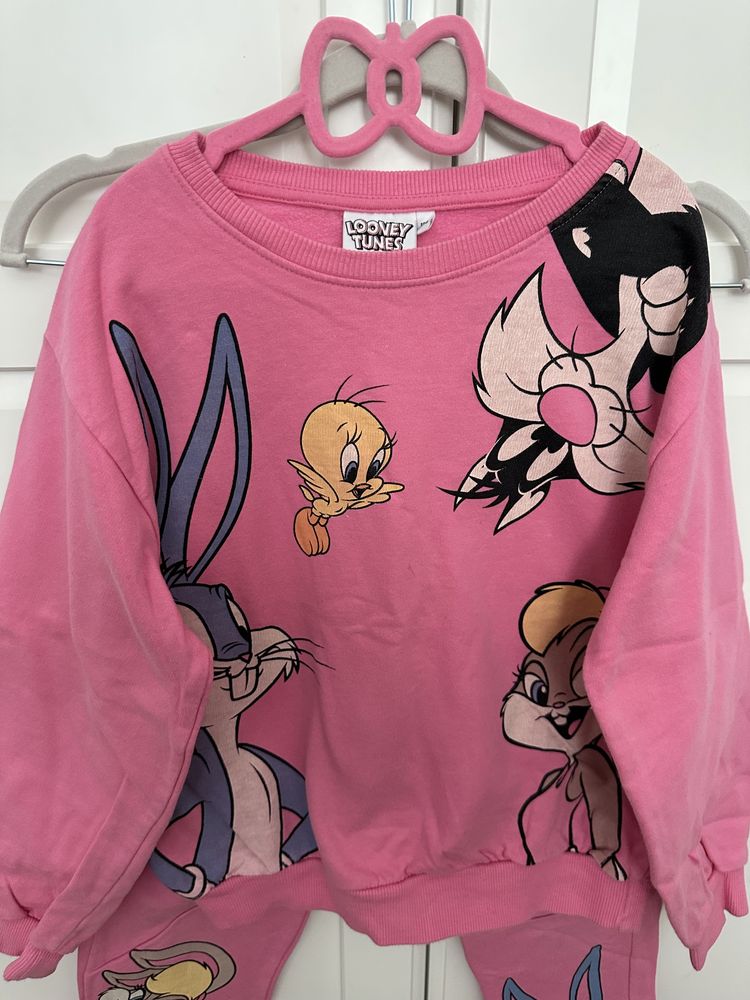 Dresy Looney Tunes różowe 134