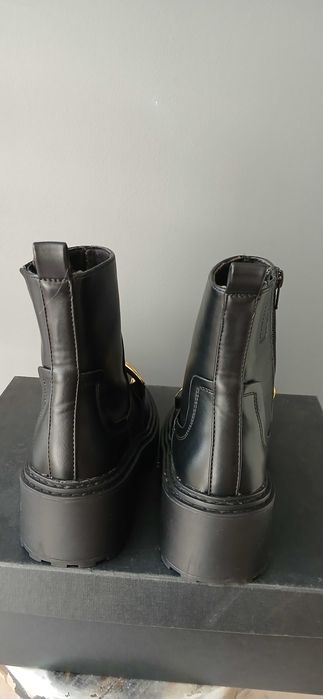 nowe botki only kolor czarny