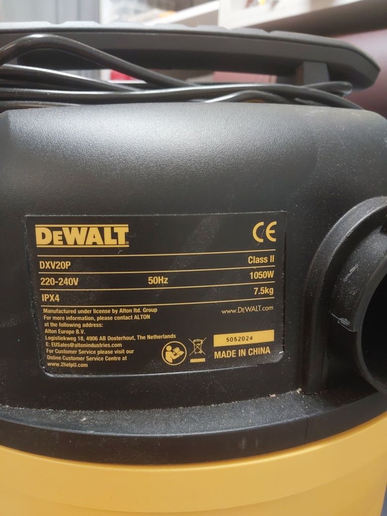 Odkurzacz dewalt dxv 20 p przemysłowy.