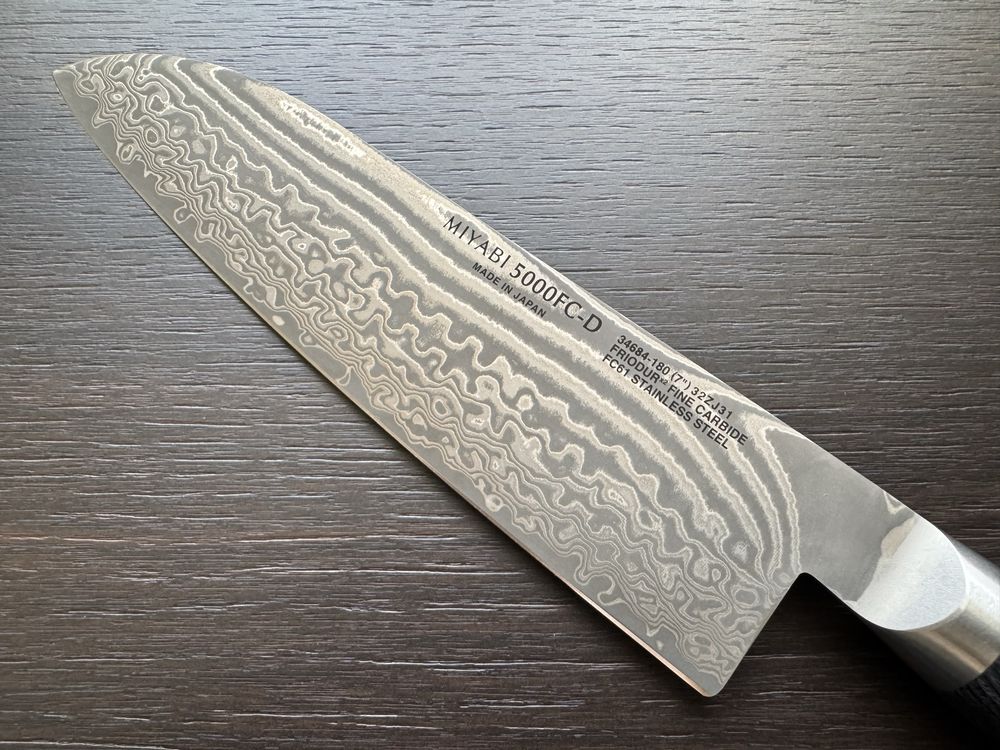 Японський професійний кухонний ніж сантоку Miyabi Kaizen II 5000FCD