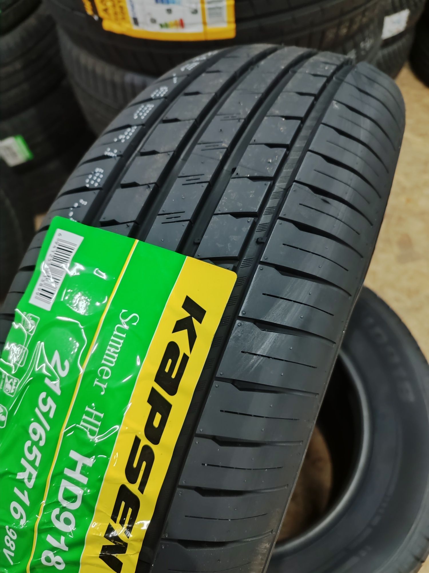 Kapsen 215/65 R16 98V HD918