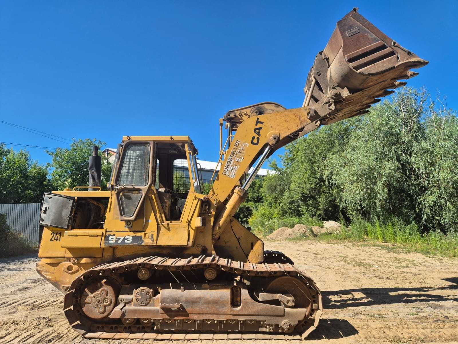 Навантажувач Caterpillar 973