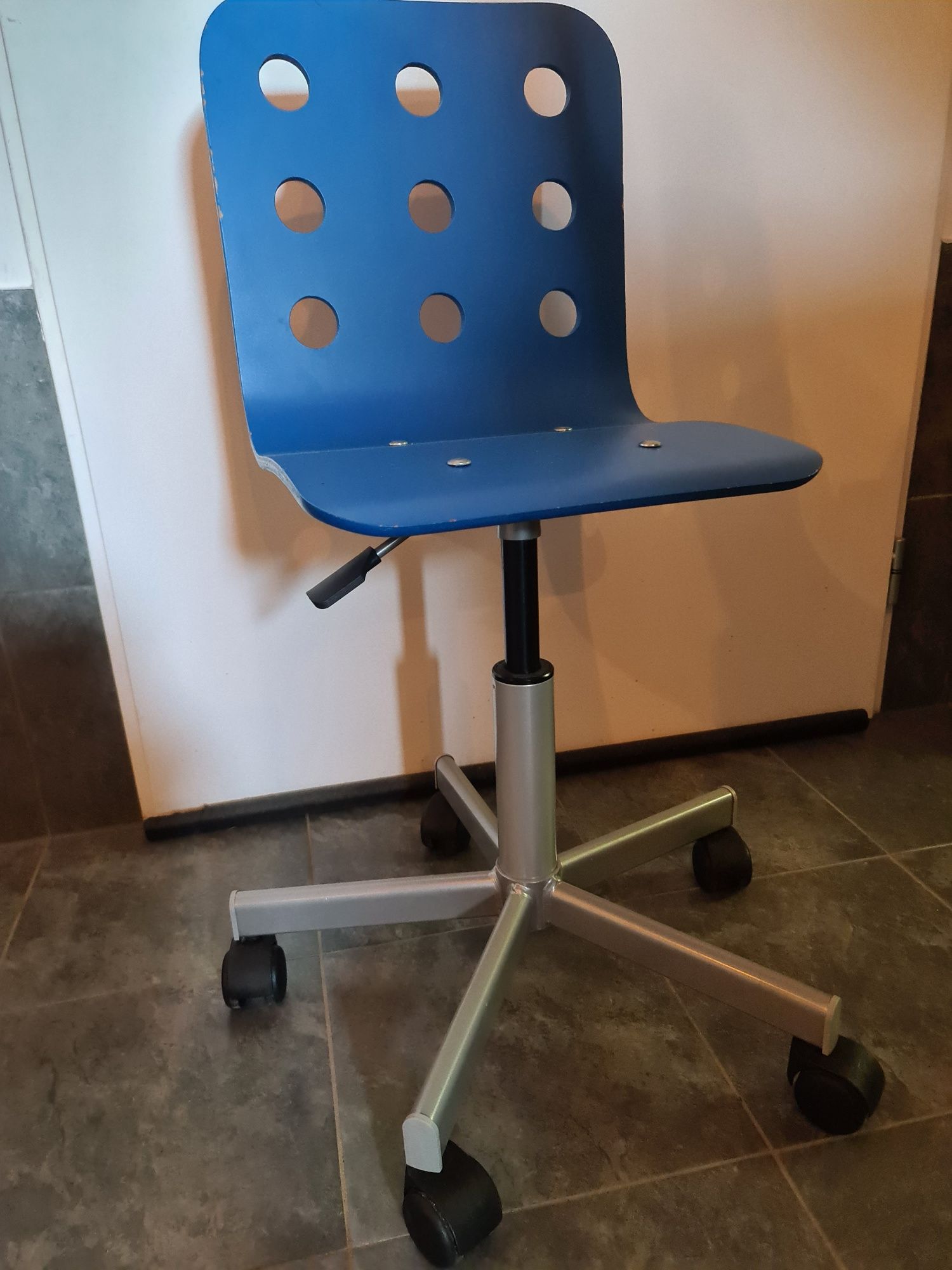 Krzeslo obrotowe dla dzieci Ikea