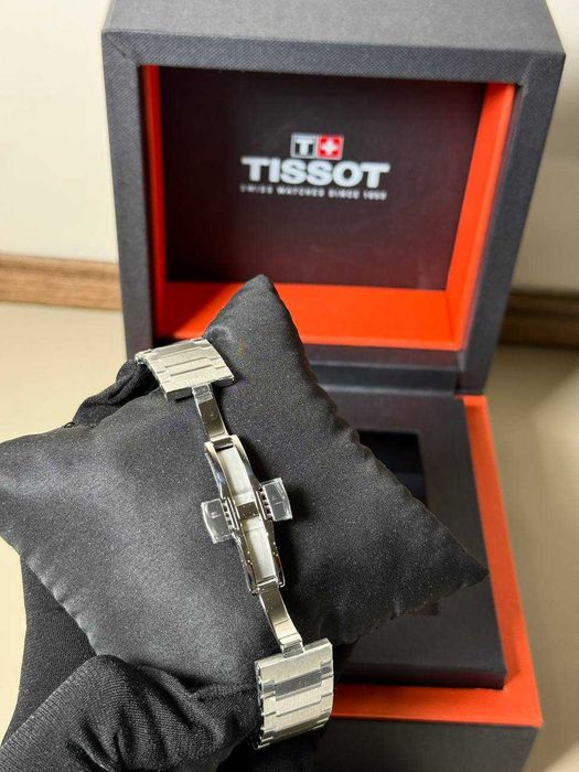 Годинник Tissot PRX 35 mm T137.207.11.091.00
