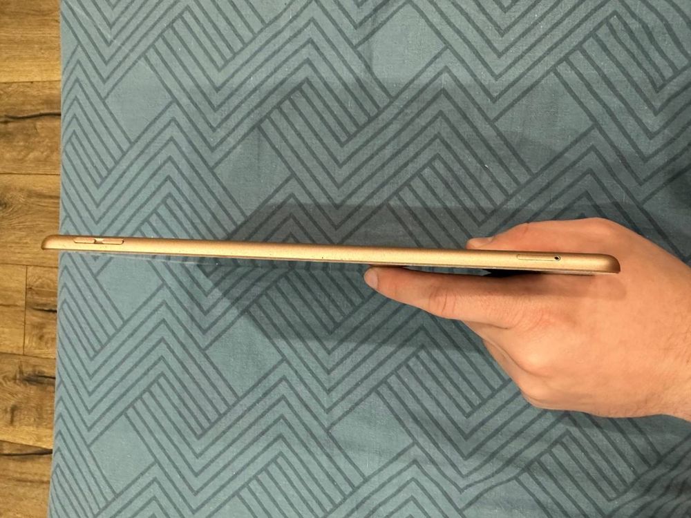 Apple Ipad 8 gen 2020 128 GB Wi-Fi + LTE