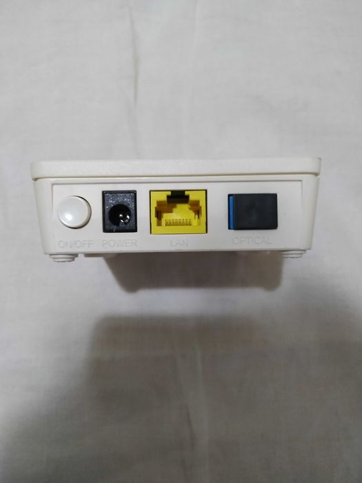 ONT Huawei HG8010H EPON — Brand new, just removed from box63824731909889123
