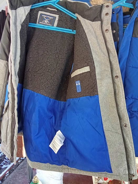 Зимова куртка на хлопчика в гарному стані зріст 147