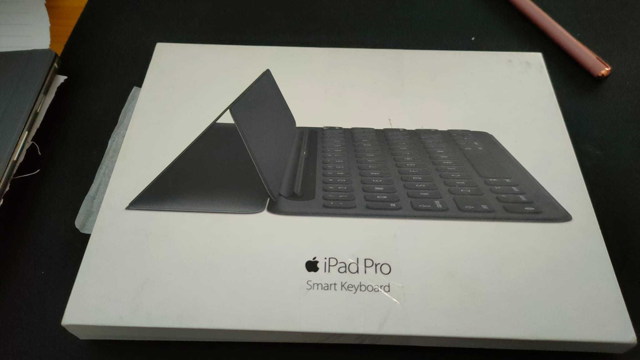 Apple iPad 9 + iPad Pro Smart Keyboard | Como Novo