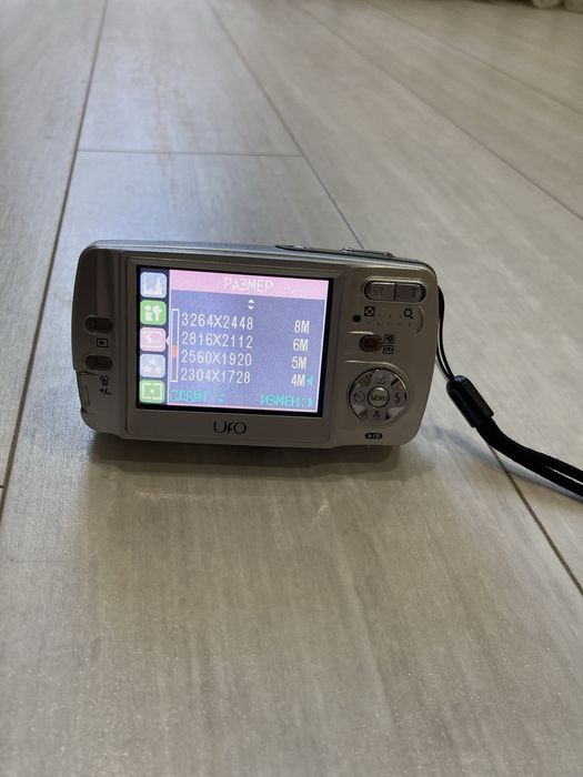 Продам фотоаппарат UFO DC6325.