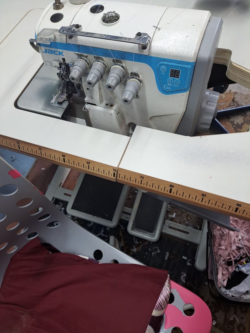 Sprzedam stębnówka i overlock