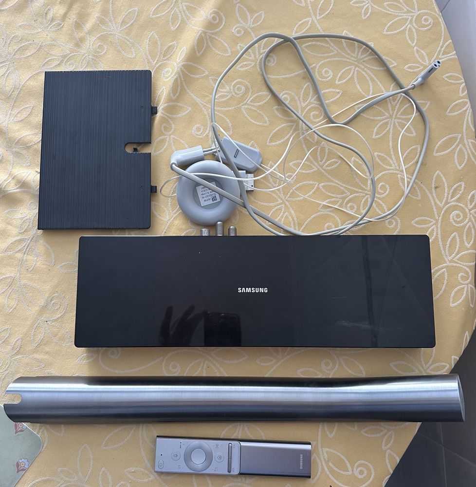 Tv samsung qled 65” (para peças)