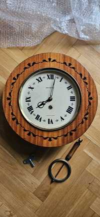 Stary zegar ścienny Jantar USSR