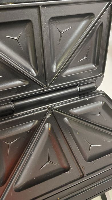 Toster czarny SilverCrest idealny