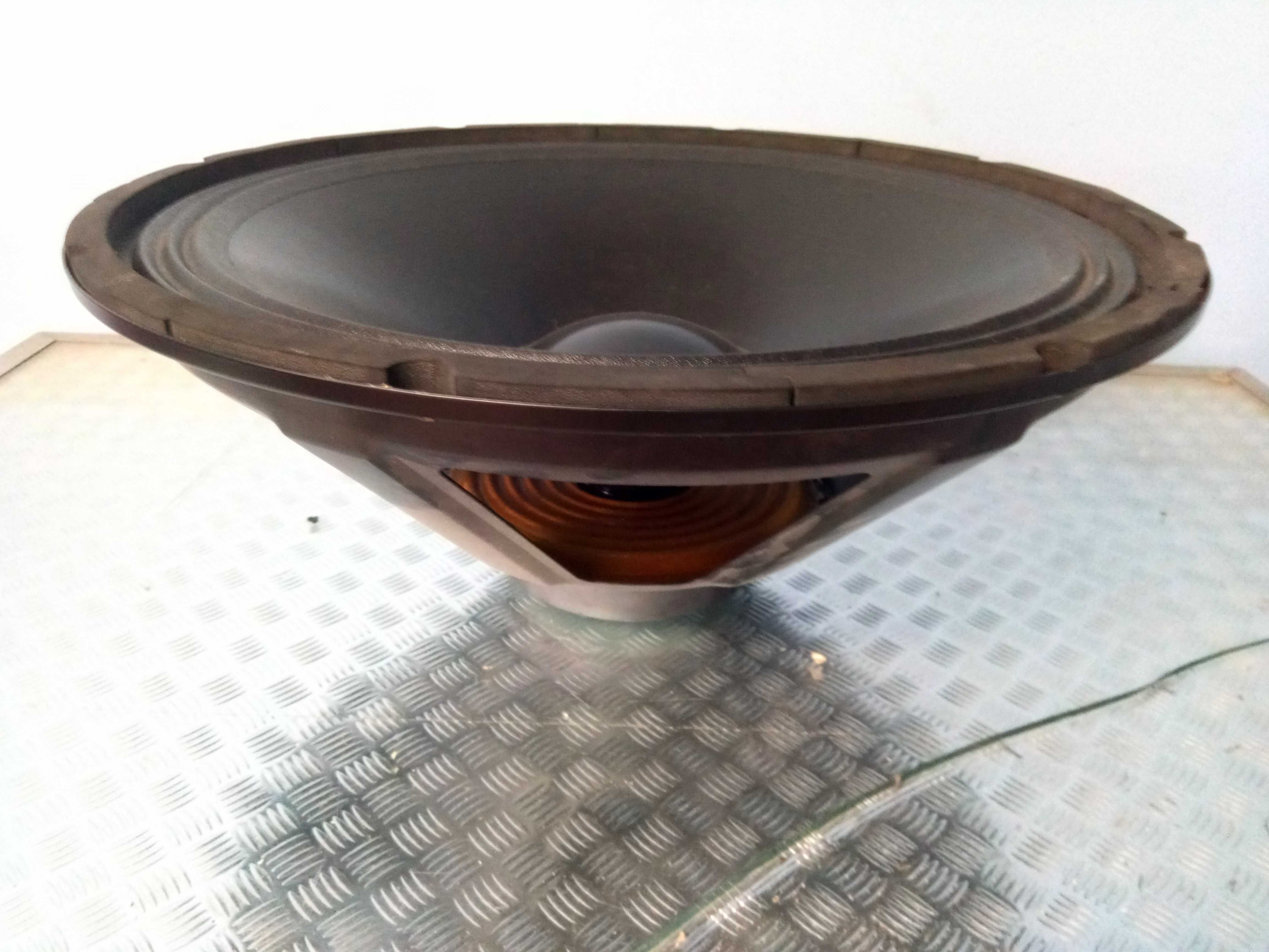 Głośnik estradowy subwoofer 18'