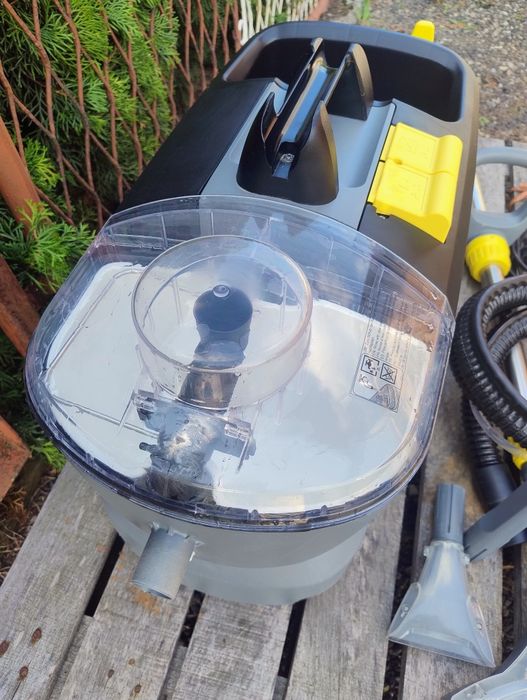 Karcher puzzi 10/1 rok produkcji 2024 super stan Max przystawek do pra