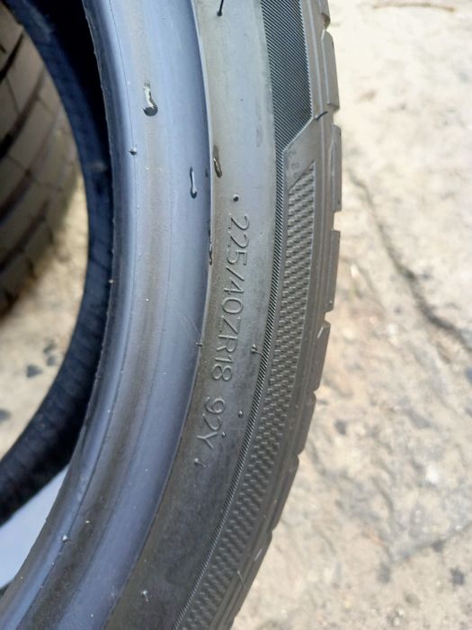 Sprzedam oponę pojedynczą 225/40 r18 Hankook