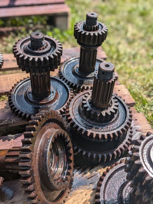 Вторинний вал КПП МТЗ 82 Радіатор Мтз 1523.1221 ТРОПІК д260 Радиатор