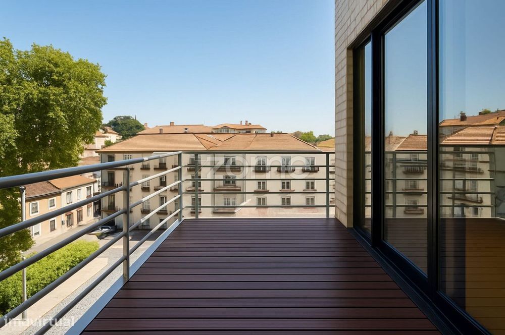 Apartamento T3 com varanda e Garagem, Foz Velha