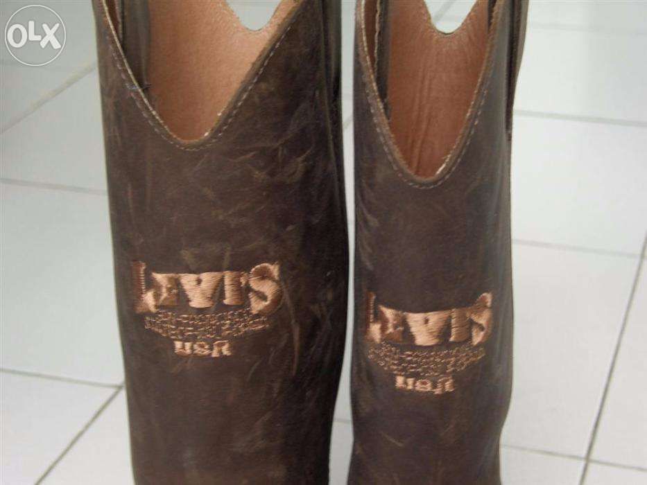Botas Levis pele castanha (Novas) nº 44