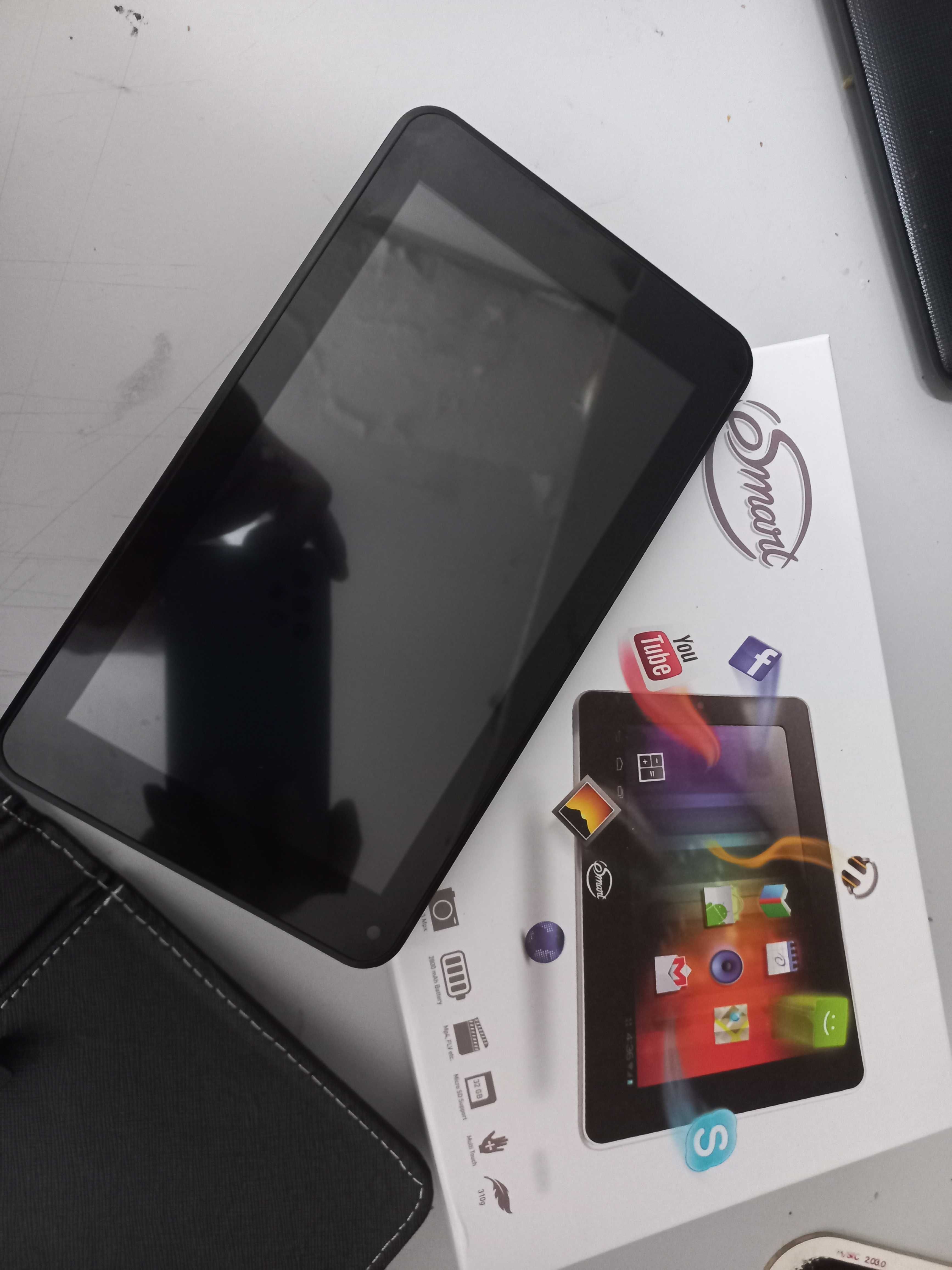 Tablete novo  na caixa smart