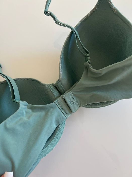 Бюстгальтер ліфчик вікторія сікрет victoria's secret 32 dd 70 dd