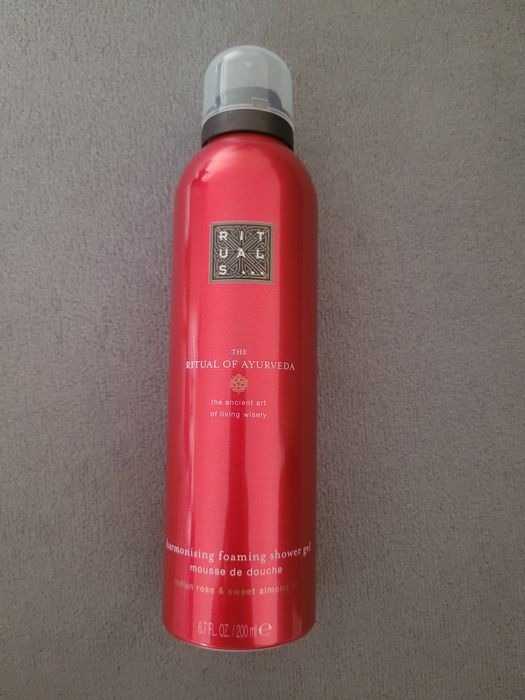 Rituals pianka pod prysznic