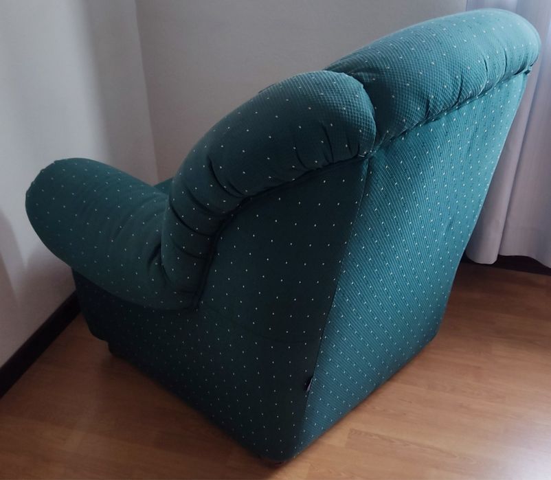 Sofa cama de 3 lugares E sofa de 1 lugar