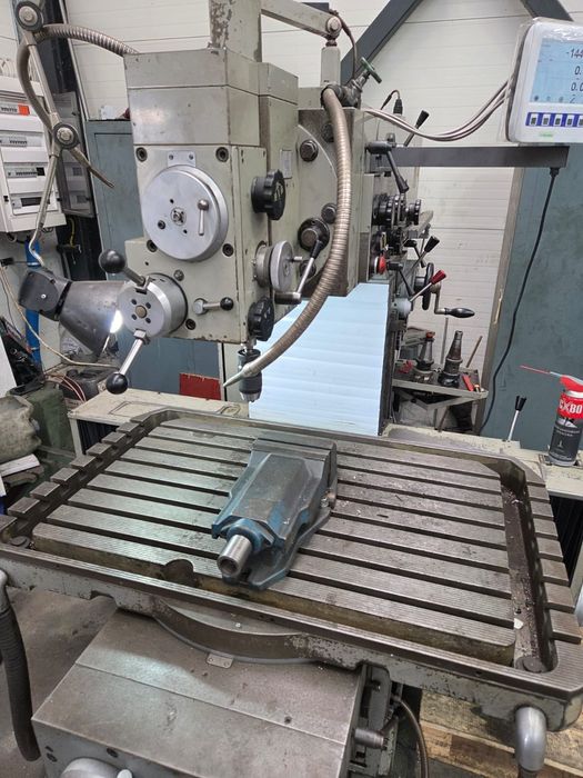 Frezarka maho 800 nowy odczyt serwis Avia Jafo heckert