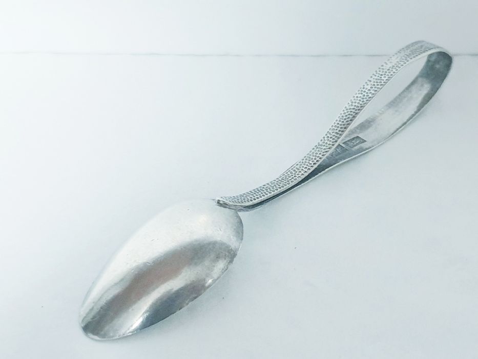 Rara antiga colher de medicina em prata chinesa contrastada