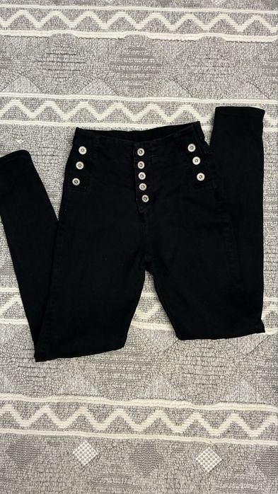 Продам джинси S-М