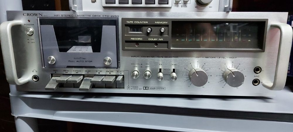 Aparelhagem vintage hi-fi Sanyo Technics Akay Crown Deck cassetes