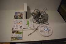 Consola Wii com Jogos e mais acessorios