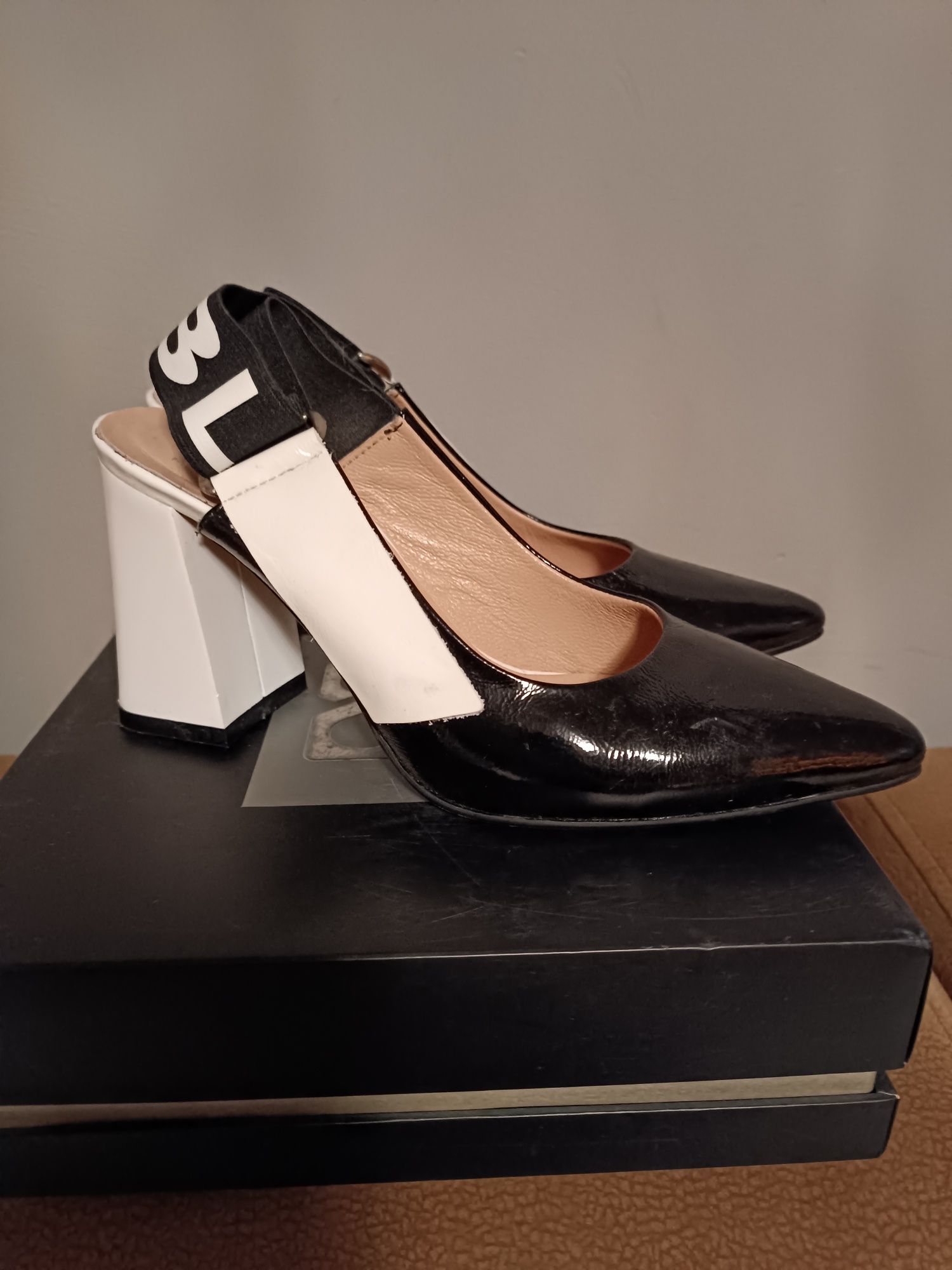 Eleganckie buty rozm.37