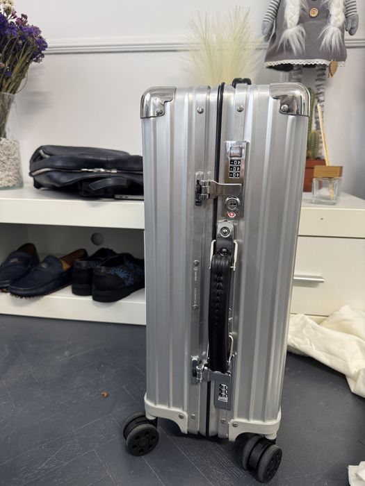 Rimowa валіза чемодан ручна кладь та великий алюміній